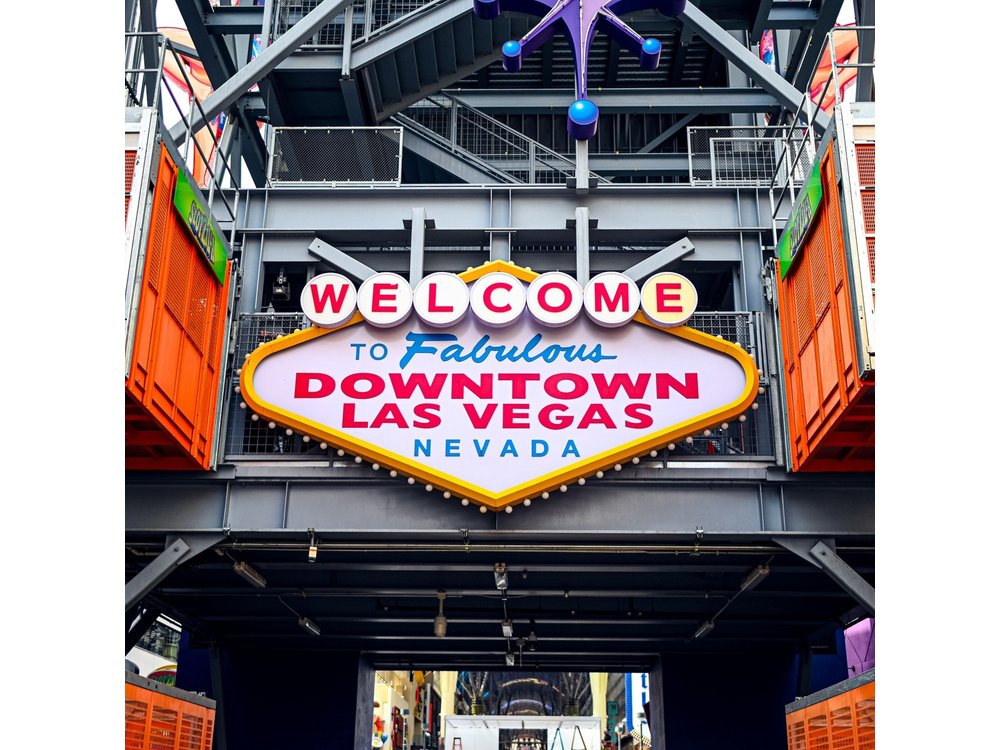 Downtown Las Vegas Food Tour of 6 Iconic Dishes & Hidden Gems
