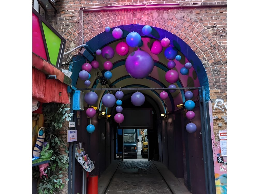Alternative Hamburg Private Alternative Street Art Tour