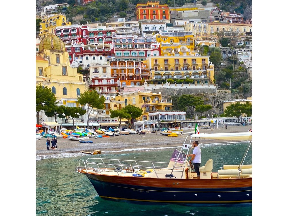 Amalfi Boat Tour from to Positano Praiano or Amalfi. 7 hours