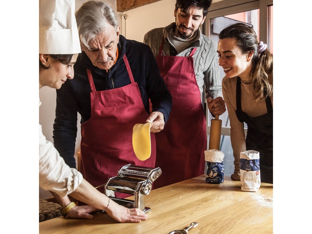 3 Hour Cooking Class: Homemade Pasta and Tiramisu in Venice