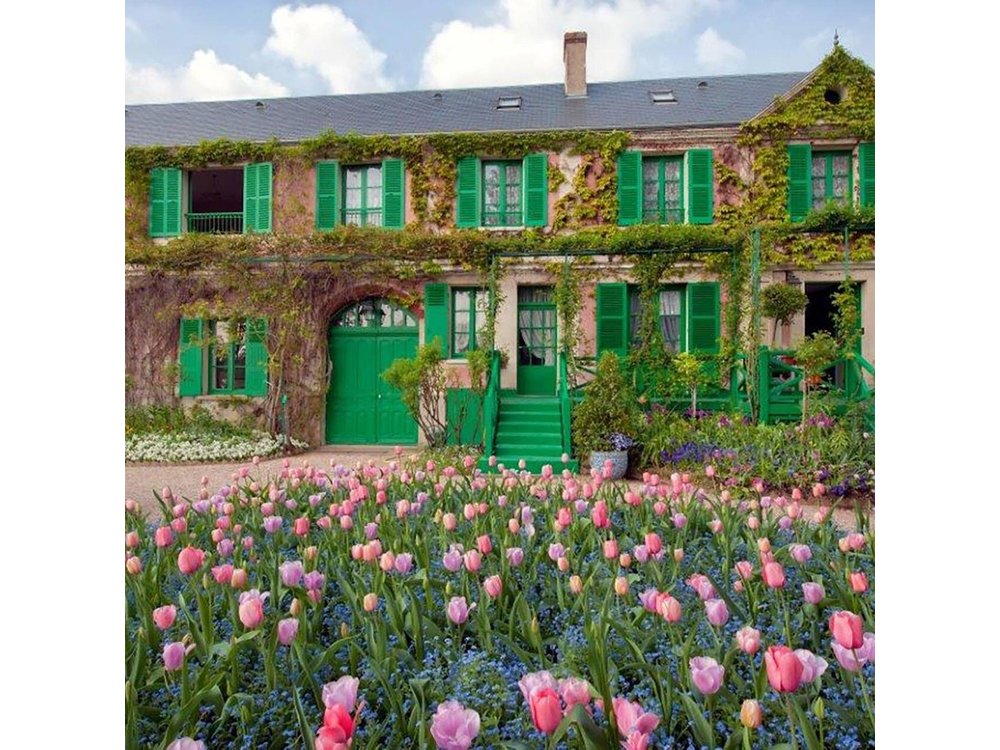 Giverny and Versailles Full Day Private Tour from Paris