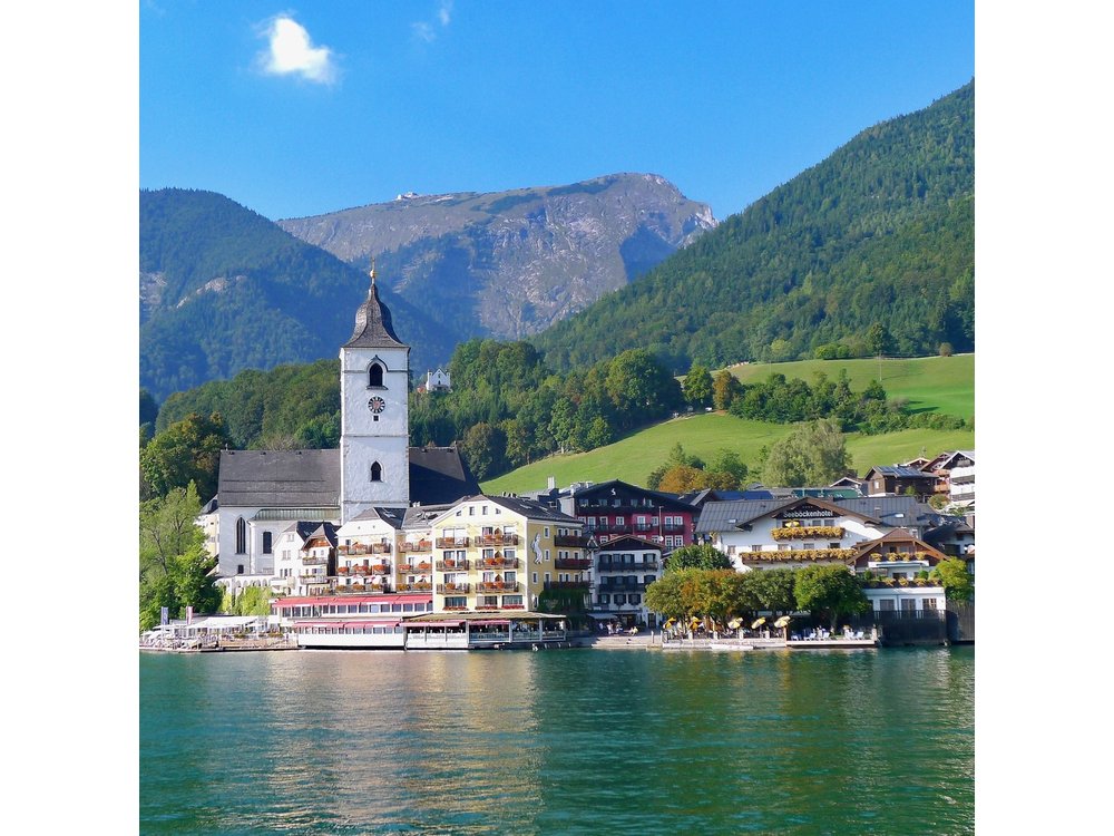 Private Tour Salzburg - St. Gilgen - Hallstatt with Local Driver