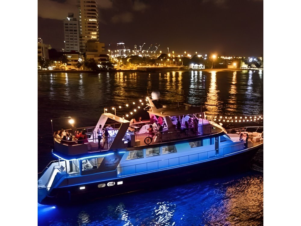 Dinner Cruise Tour through the Bay of Cartagena
