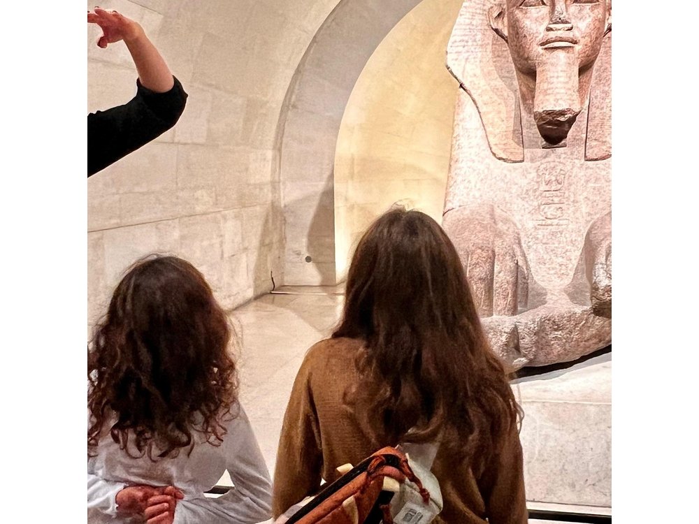 Mamma Mia! Paris Louvre Museum Guided Tour Kid-Friendly Activity