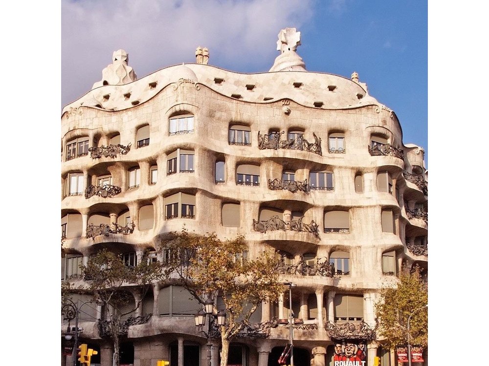 Barcelona Day Tour by High-Speed Train from Madrid.