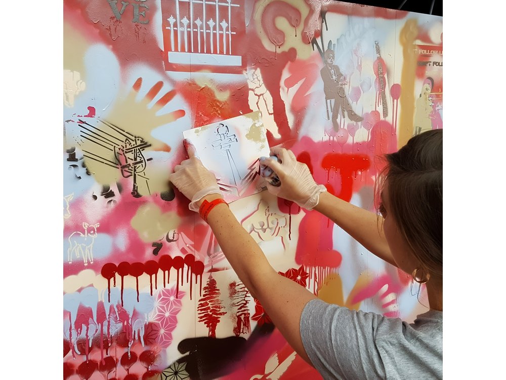 Street Art Walking Tour and Workshop in London