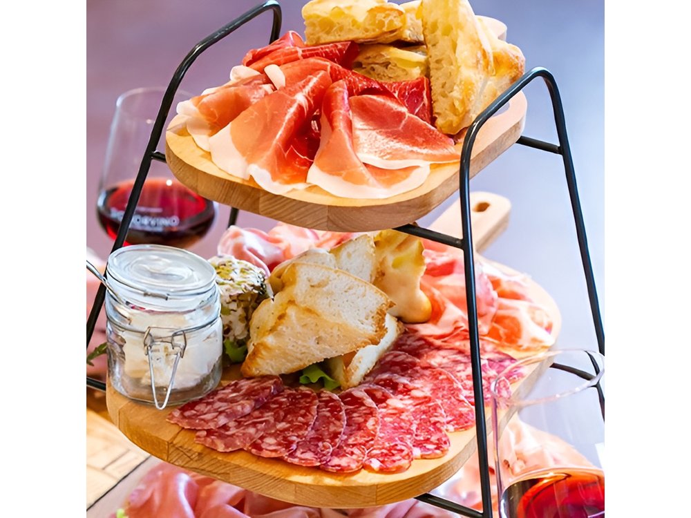 Milan Private 3-Hour Tour with Duomo, Food & Wine Tasting