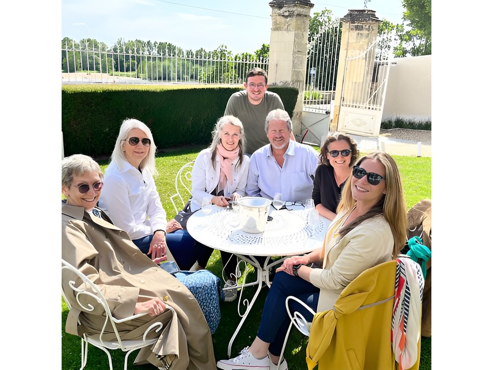 Loire Private Wine Day from Paris: Castle, 6 Tastings & Lunch