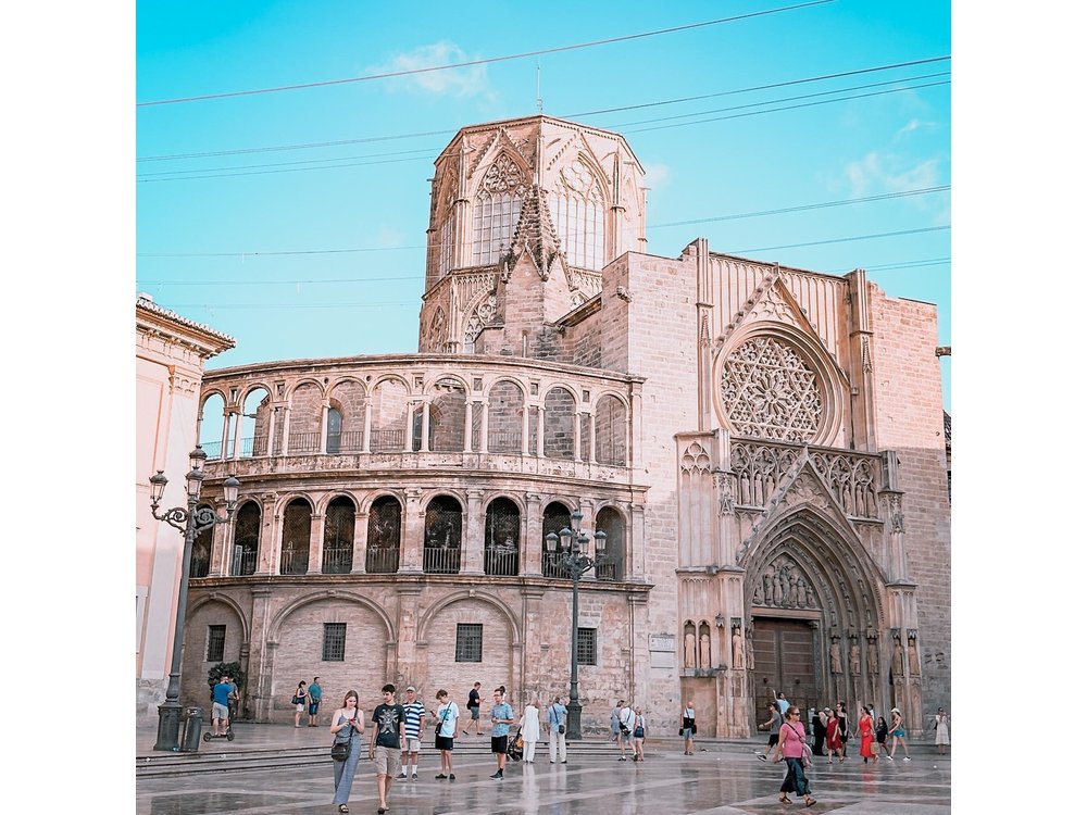 The Essentials of Valencia in a Guided Tour