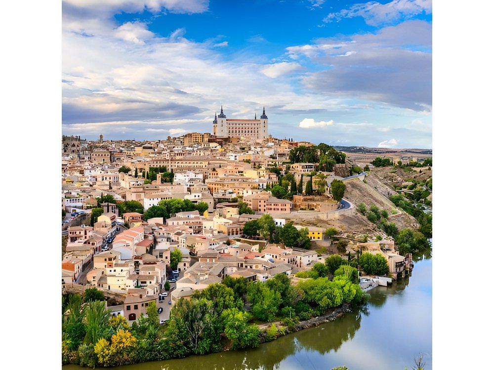 Toledo Day Trip from Madrid with Guided Tour and Free Time