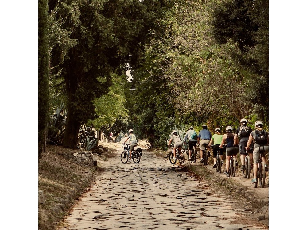 Rome EBike Tour: Appian Way, Catacombs & Roman Aqueducts