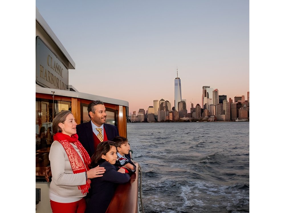 New York City Holiday Sunset Sightseeing Cruise