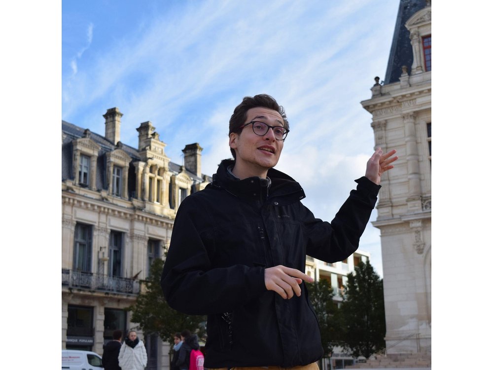 Poitiers: Historic City Center Private Tour