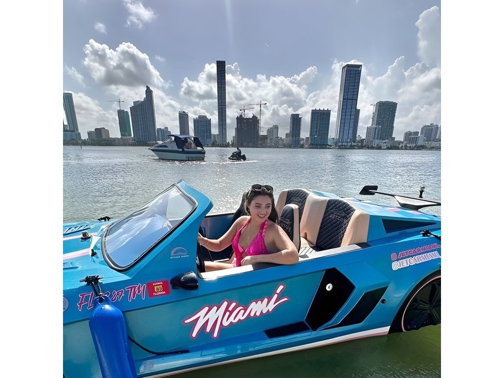 Jetcar Miami (Jet ski/jet boat) Rental