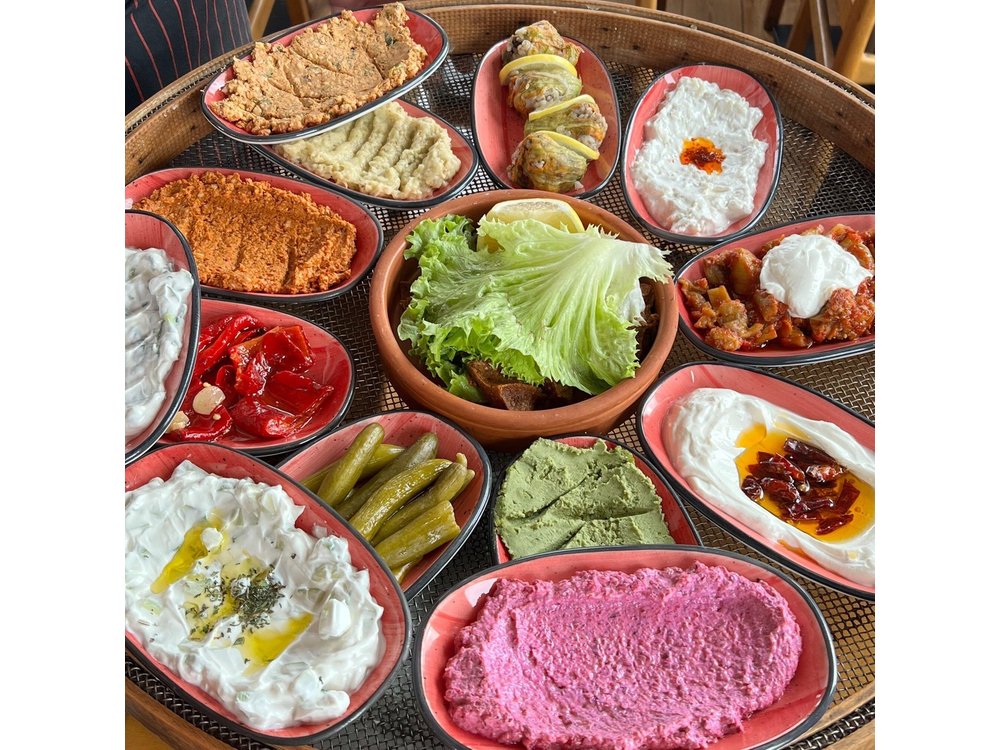 10 Tastings of Istanbul Spice Market & Historic Centre Food Tour