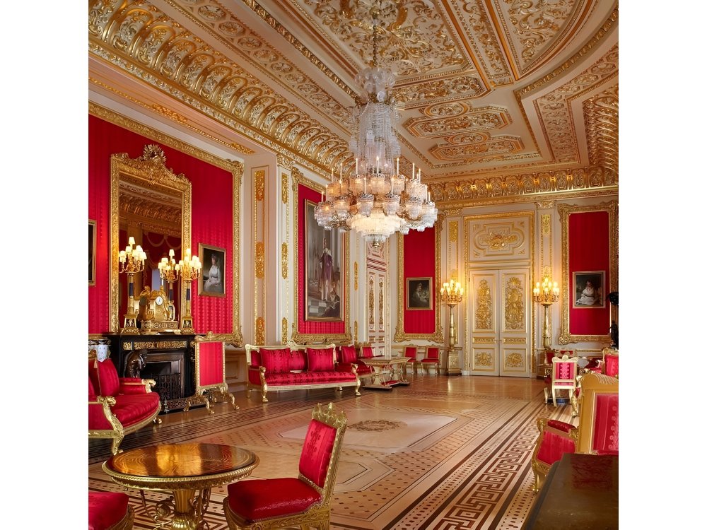 Windsor Castle Half Day Trip from London by Luxury Coach