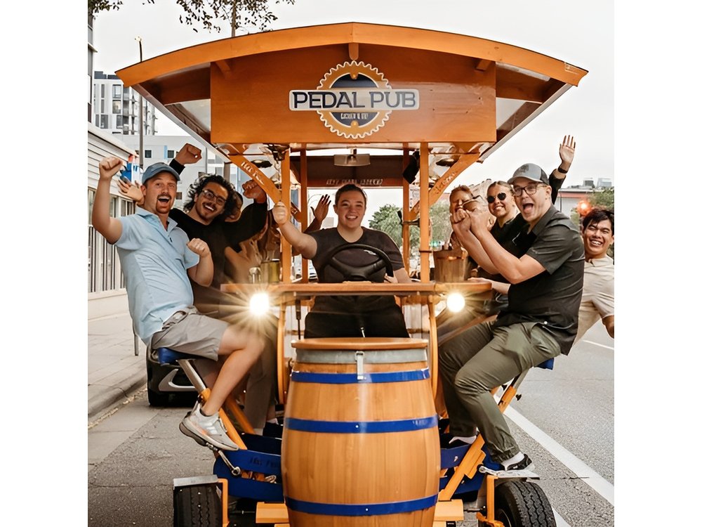Public Pedal Pub Tour in Austin