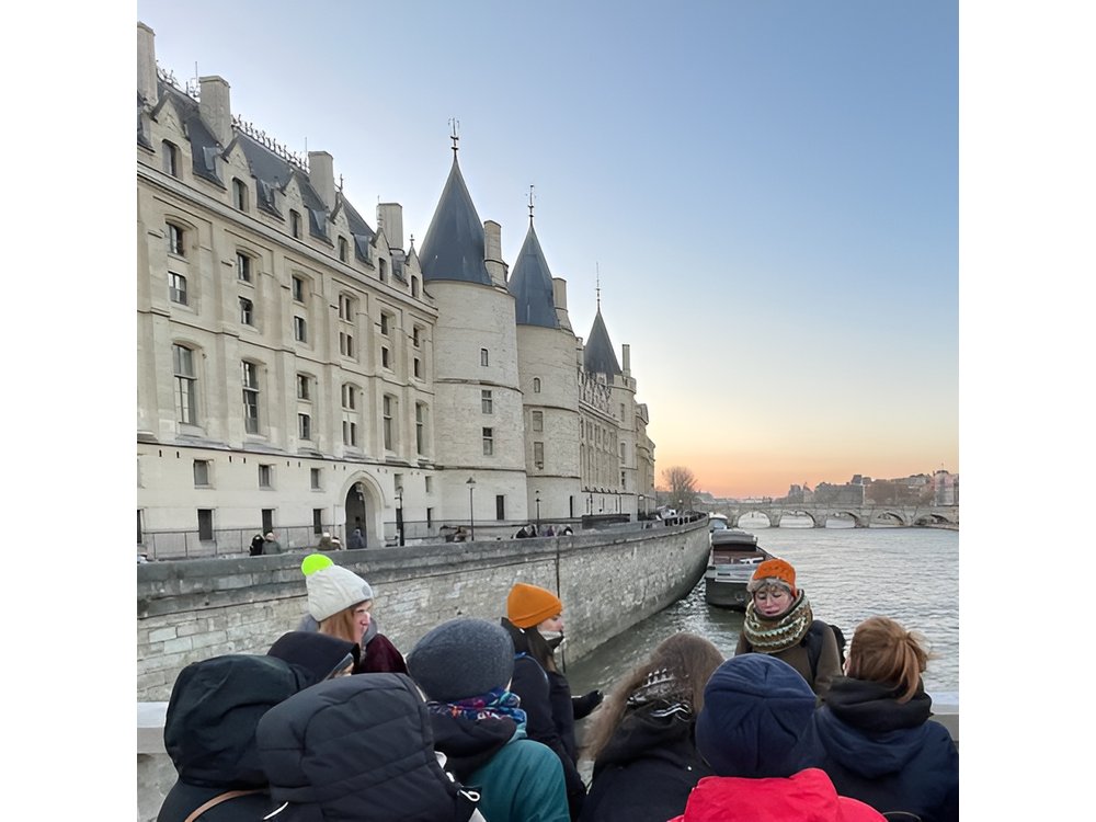 LGBTQ Challenges and Triumphs Private Walking Tour in Paris