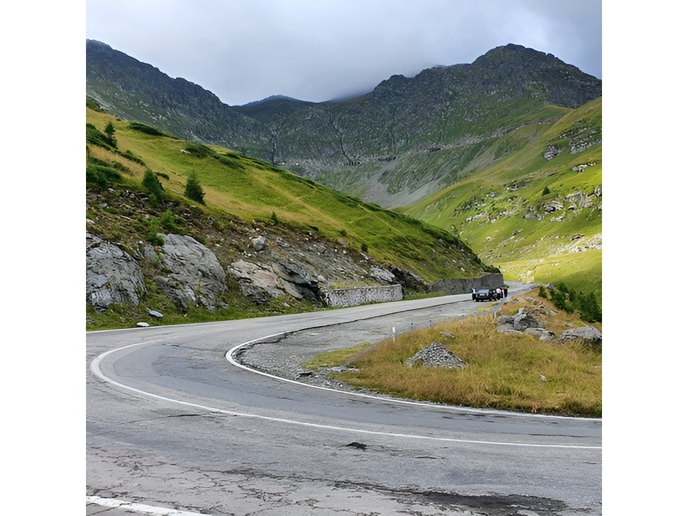 Transfagarasan Road Private Day Trip from Bucharest / The Best Road in the World