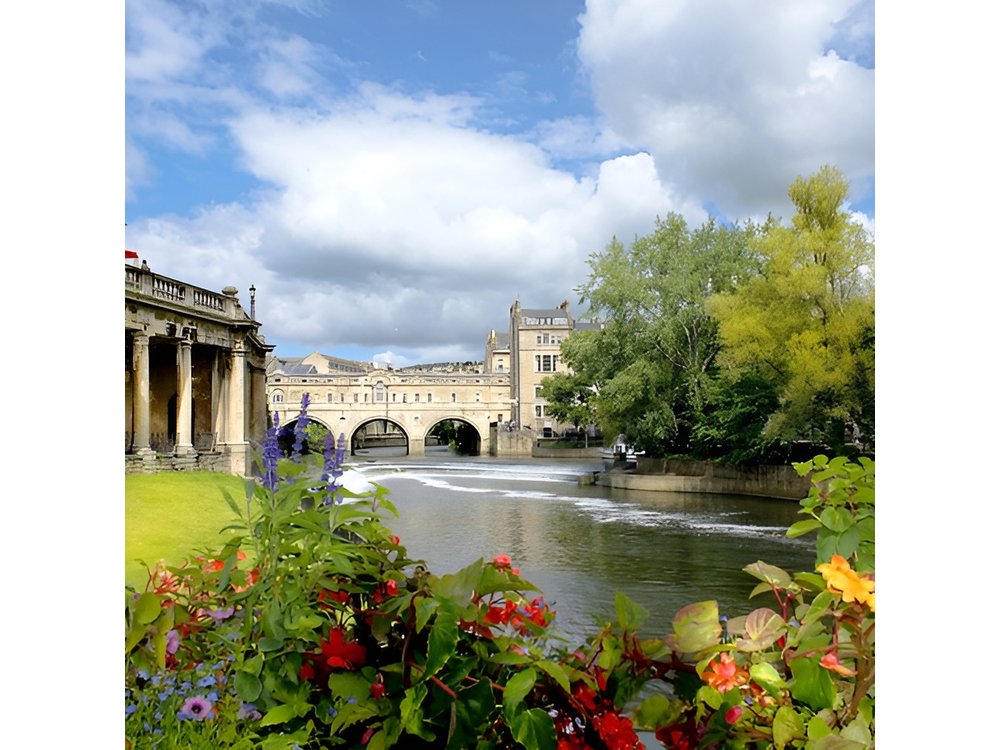 Bath and Cotswold Village Private Car Tour from London
