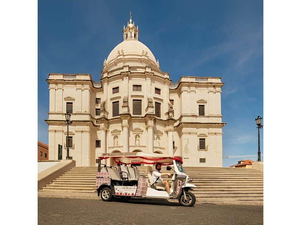 1 Hr City Tuk Tuk / Electric Car Tour of Lisbon
