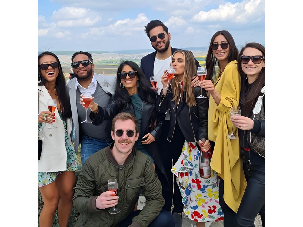Champagne Private VIP Day from Paris: 8 Tastings & Michelin Lunch