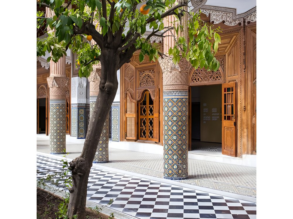 Marrakech: Palace, Museum, Madrasa & Medina Highlights Tour