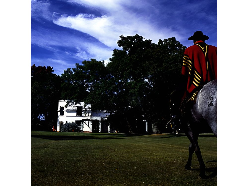Gaucho Tour in San Antonio de Areco and Authentic Estancia