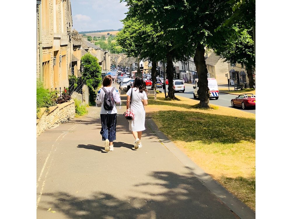 One Day Tour from London to The Cotswolds