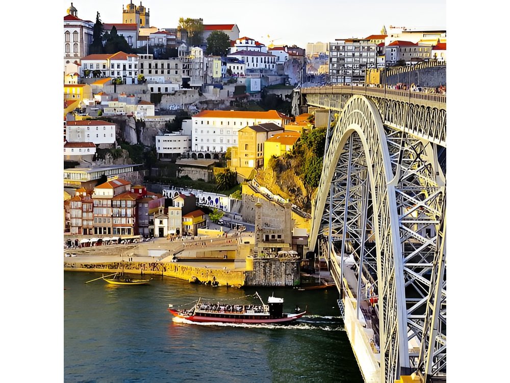 Lisbon to Porto with stop Aveiro-Fátima-Coimbra-Tomar-Nazaré-Óbidos