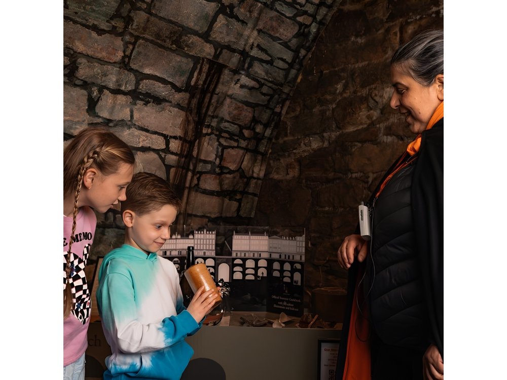Kids Multi-Sensory Underground Vaults Tour in Edinburgh