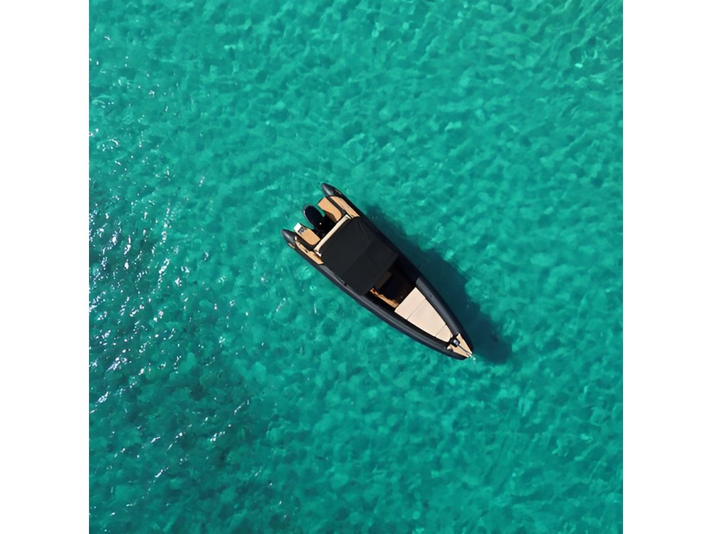 Private Full Day Boat Tour: Discover Hidden Gems around Paros