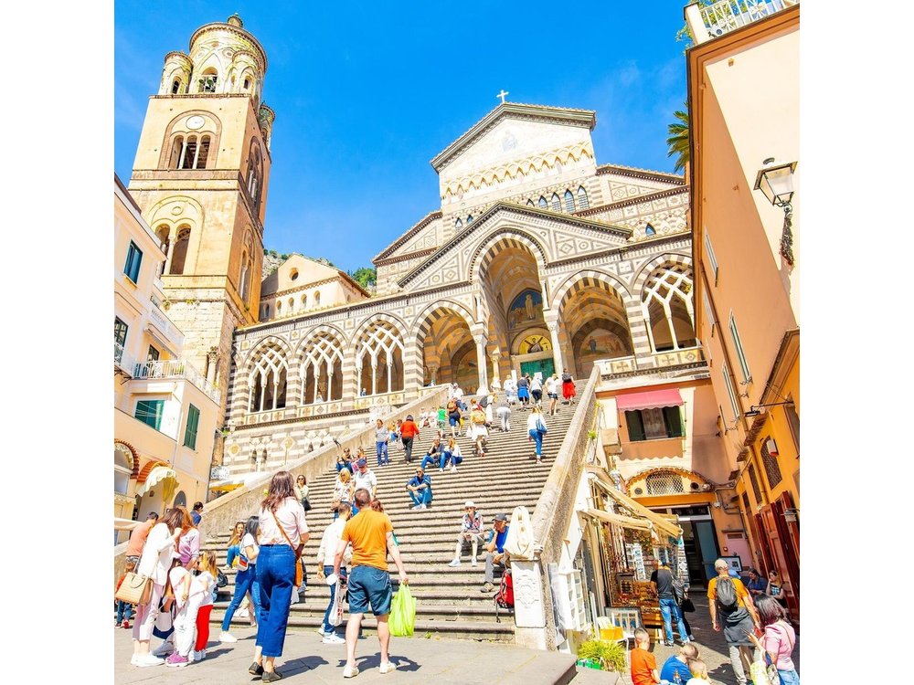 From Naples: Amalfi Coast Private Tour in a Mercedes Van