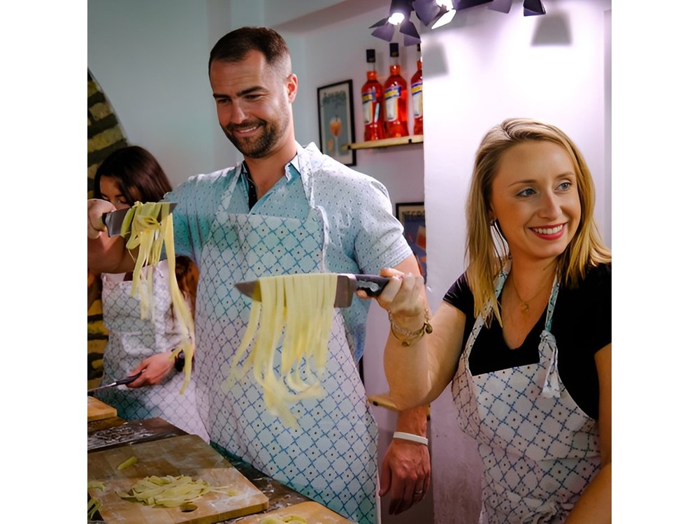 Rome Cooking Class 2-in-1: Make Fresh Pasta and Tiramisu Together