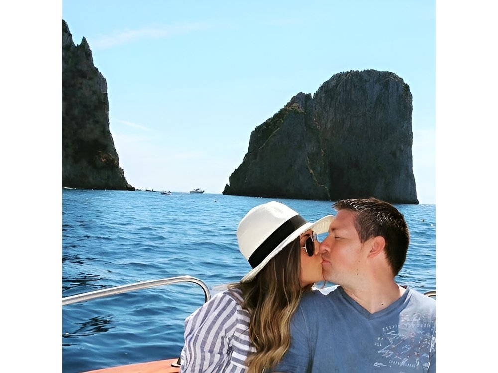 Private tour in a typical Capri boat