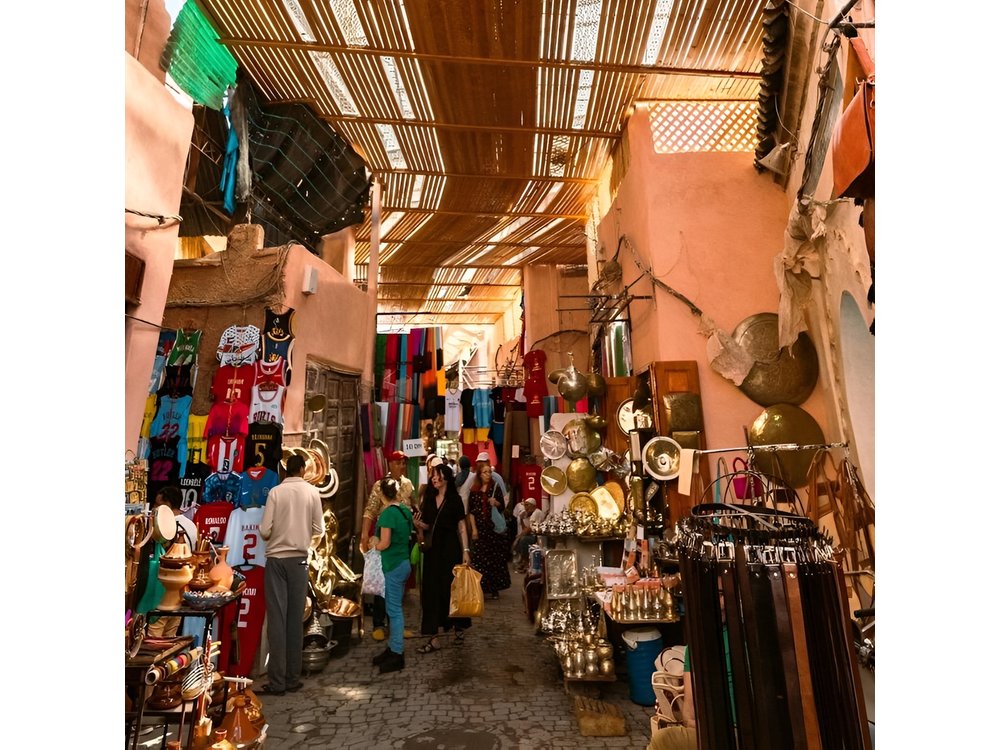 Marrakech: Bahia Palace, Jewish Quarter, Souks & Medina Tour
