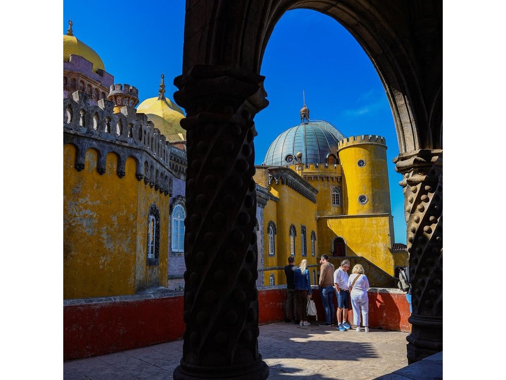 From Lisbon: Sintra, Pena Palace & Wine Tasting Small-Group Tour