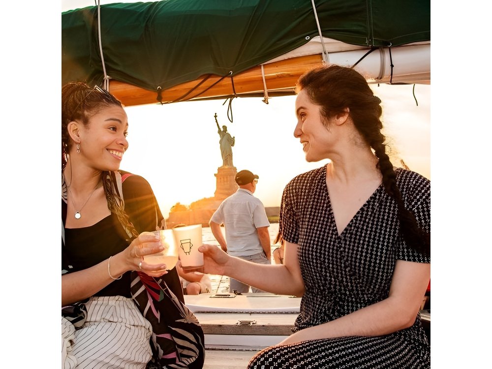 New York Sunset Schooner Cruise on the Hudson River