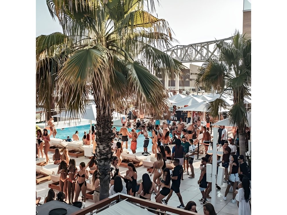 Barcelona Pool Party with Drinks & Live DJ