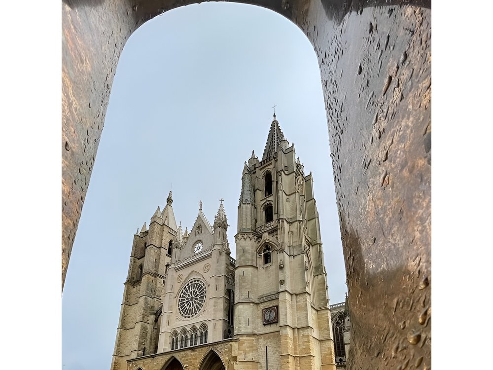 Cathedral of León: tour with a Lioness art historian
