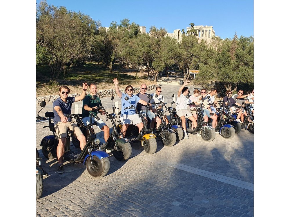 Athens: Premium Guided E-Scooter Tour in Acropolis Area