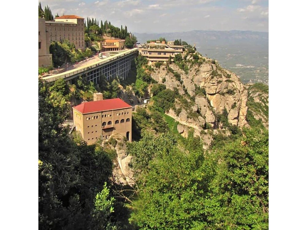 Montserrat Day Trip from Barcelona with Cogwheel Train + Ebook