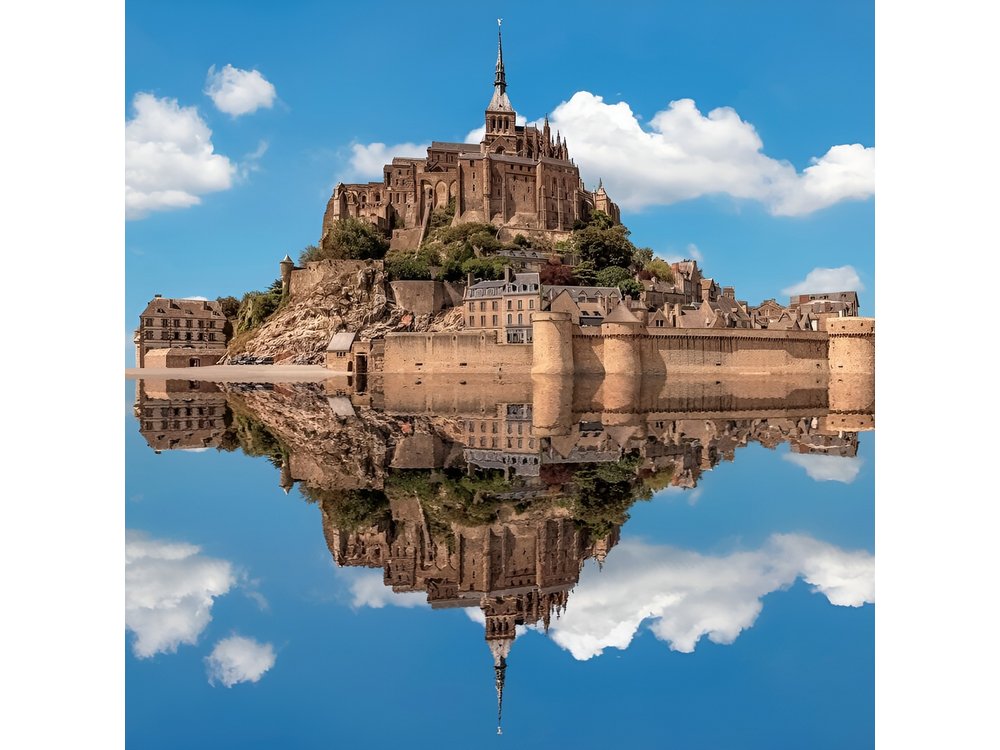 Mont Saint-Michel and Calvados Tasting Private Tour from Paris