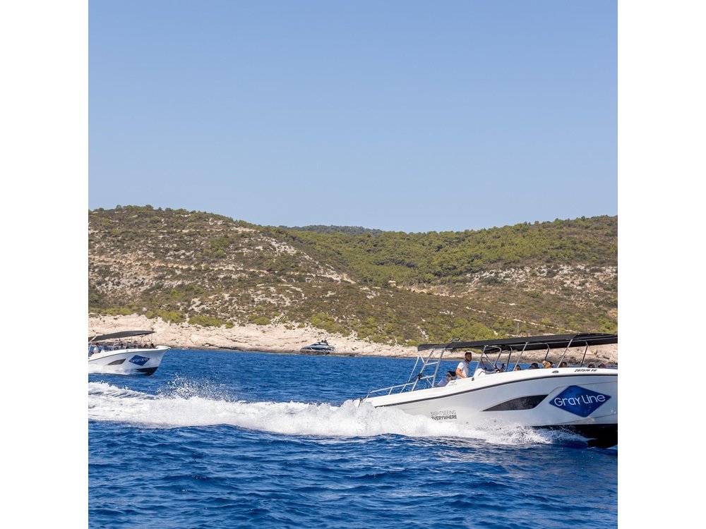 Split/Trogir: Blue Cave, Vis and Hvar Small Group Tour
