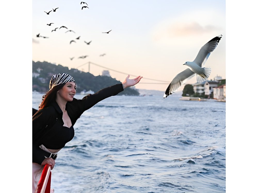Bosphorus Cruise Boat Tour in Istanbul