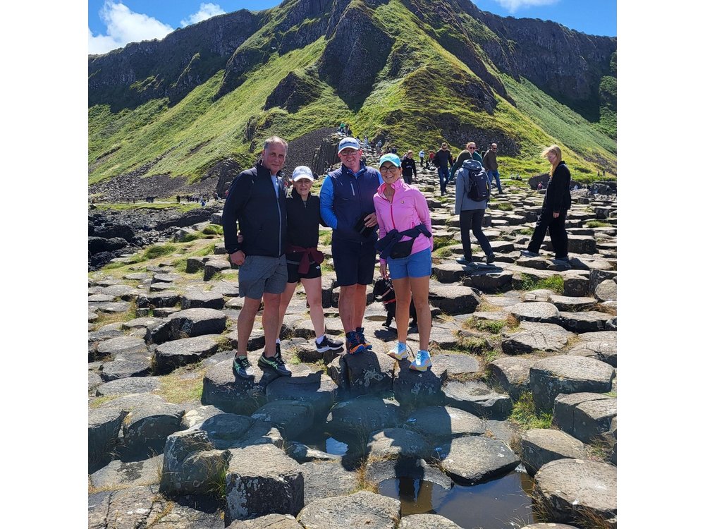 Luxury Private Tour of Giants Causeway from Belfast for 6 people.