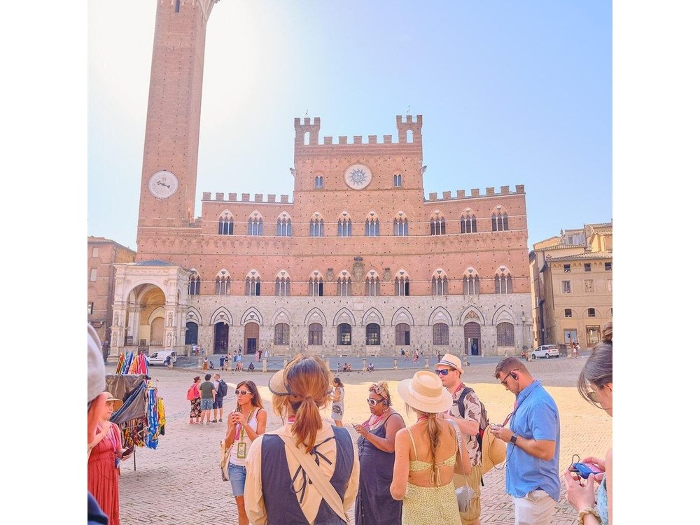 Small Group Tuscany Highlights Tour with Lunch & Wine Tasting