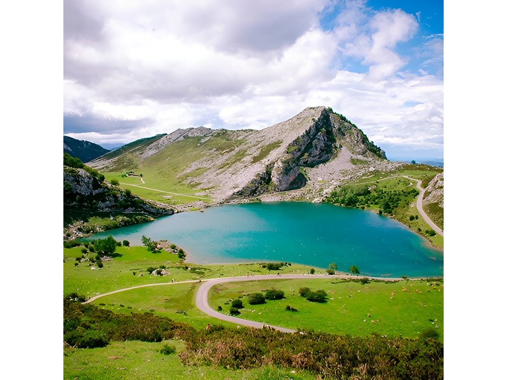 Covadonga Lakes, Sanctuary and Cangas de Onís from Santander