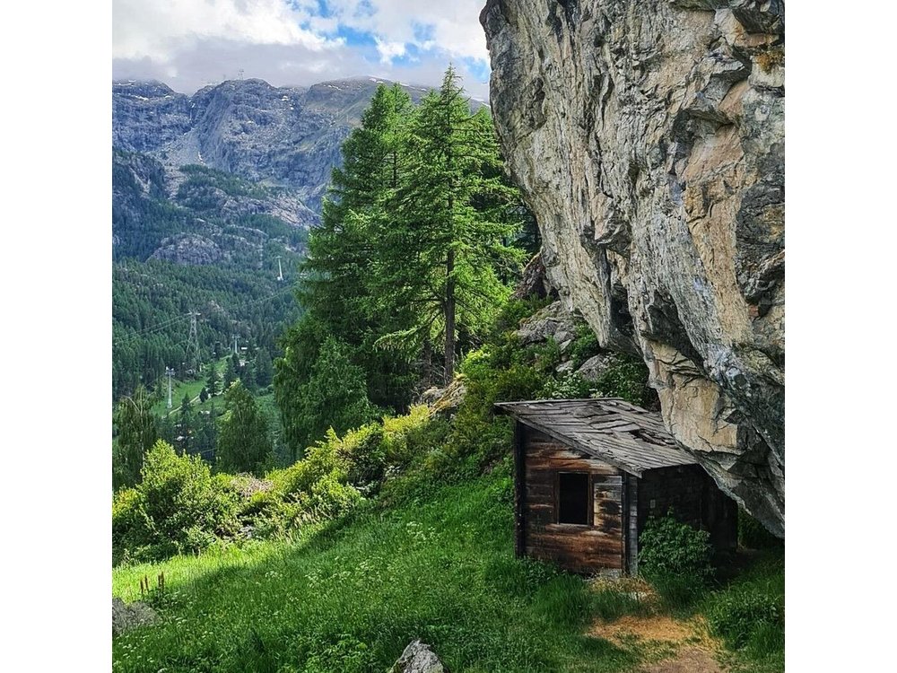 Guided Hiking Half Day in Zermatt