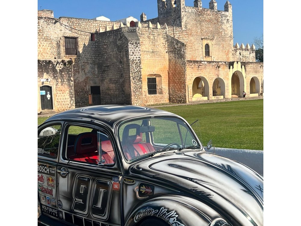 Private VW Beetle Tour to Chichen Itza, Cenote & Valladolid